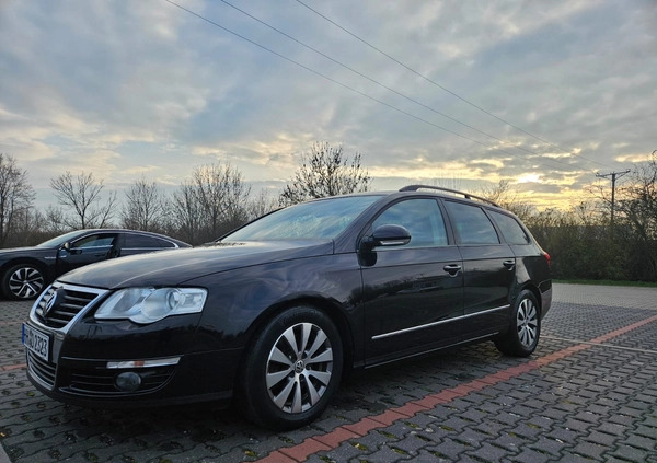 Volkswagen Passat cena 16900 przebieg: 170000, rok produkcji 2008 z Wągrowiec małe 154